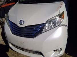 2012 TOYOTA SIENNA, WHITE, LIMITED, 3.5L, AWD,  Z24914